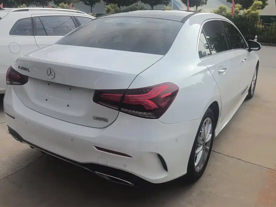 Mercedes-Benz A-Class 2021 — фото 3