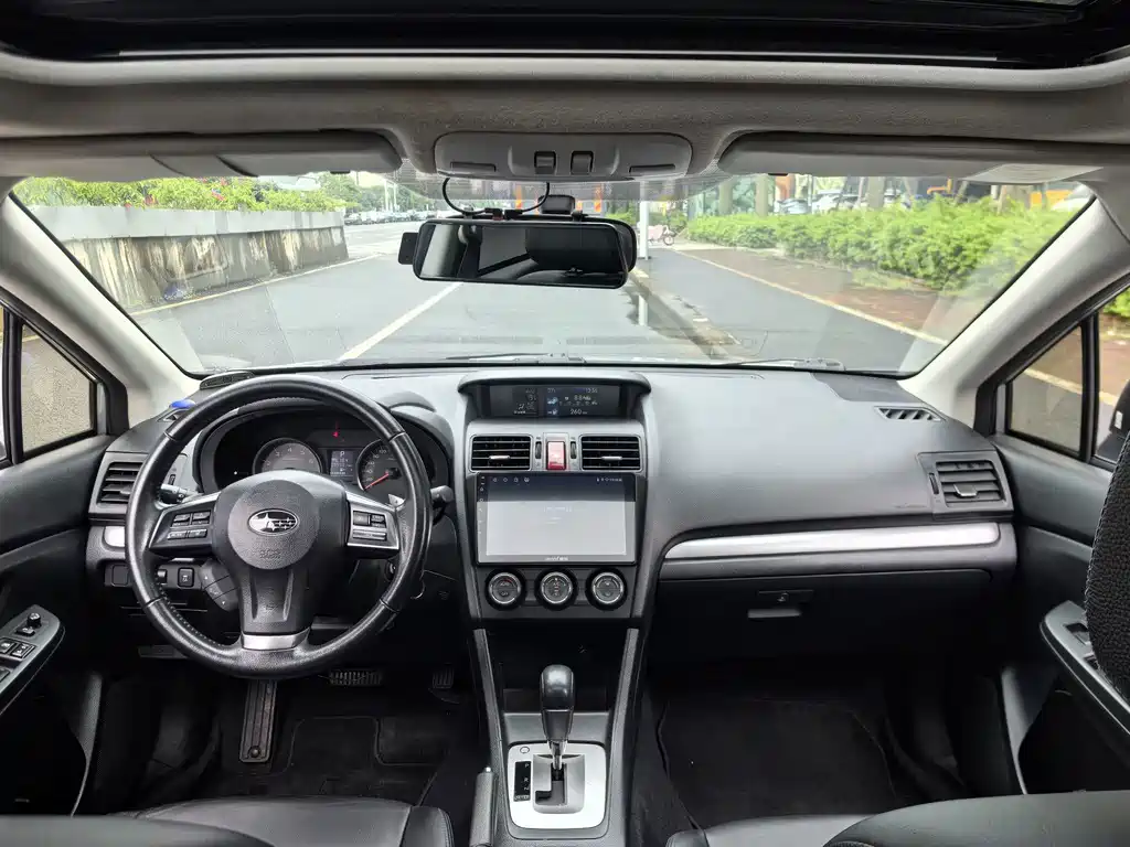 Subaru XV 2013 — фото 14