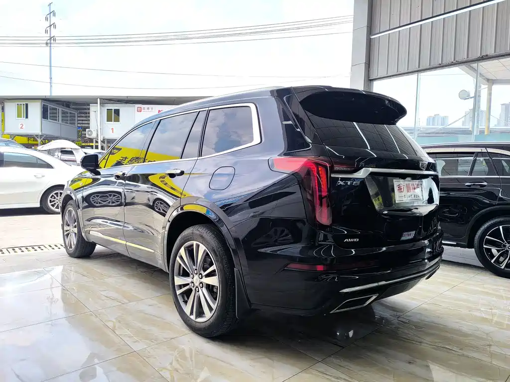 Cadillac XT6 2021 — фото 9