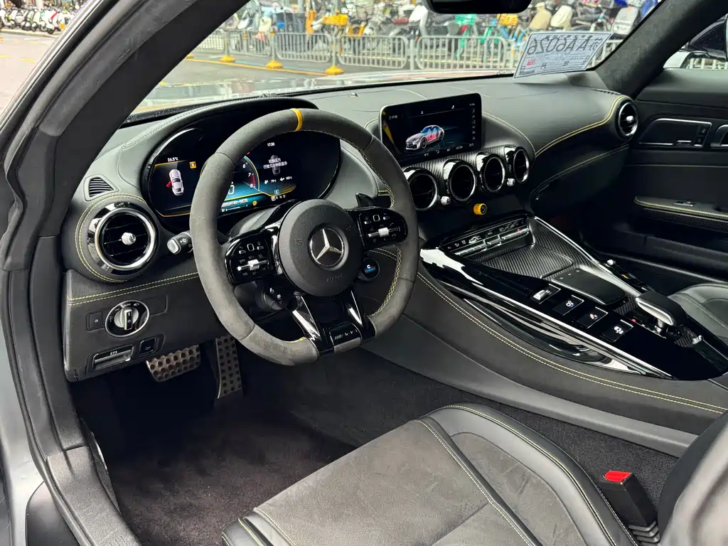 Mercedes-Benz AMG GT 2020 — фото 4