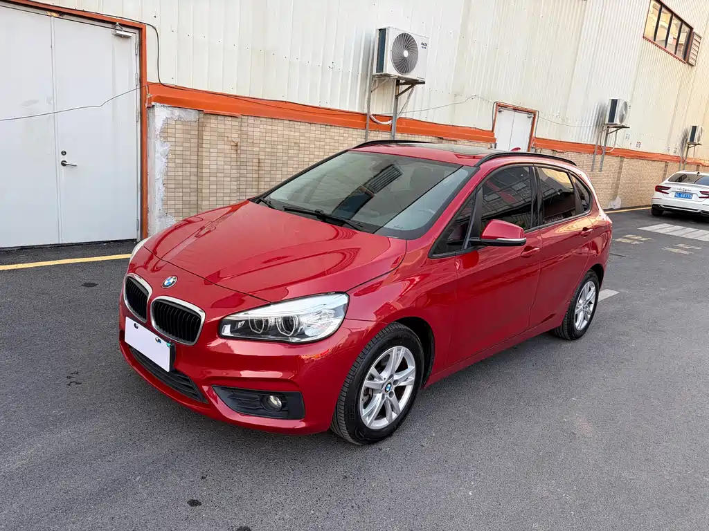 BMW 2 Series Active Tourer 2018 — фото 1