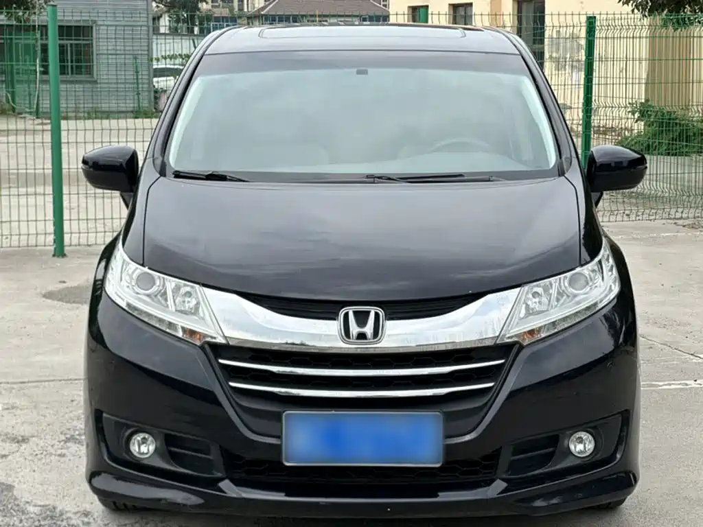 Honda Odyssey 2017 — фото 8