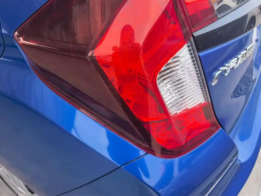 Honda Fit 2018 — фото 4