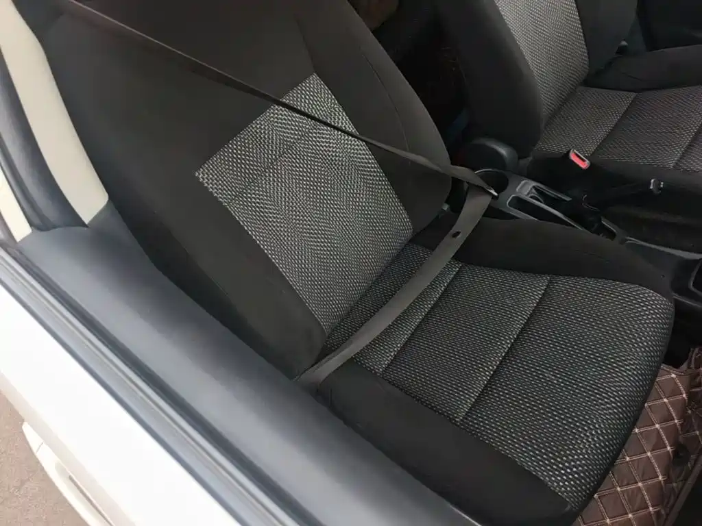 Toyota Vios 2019 — фото 25
