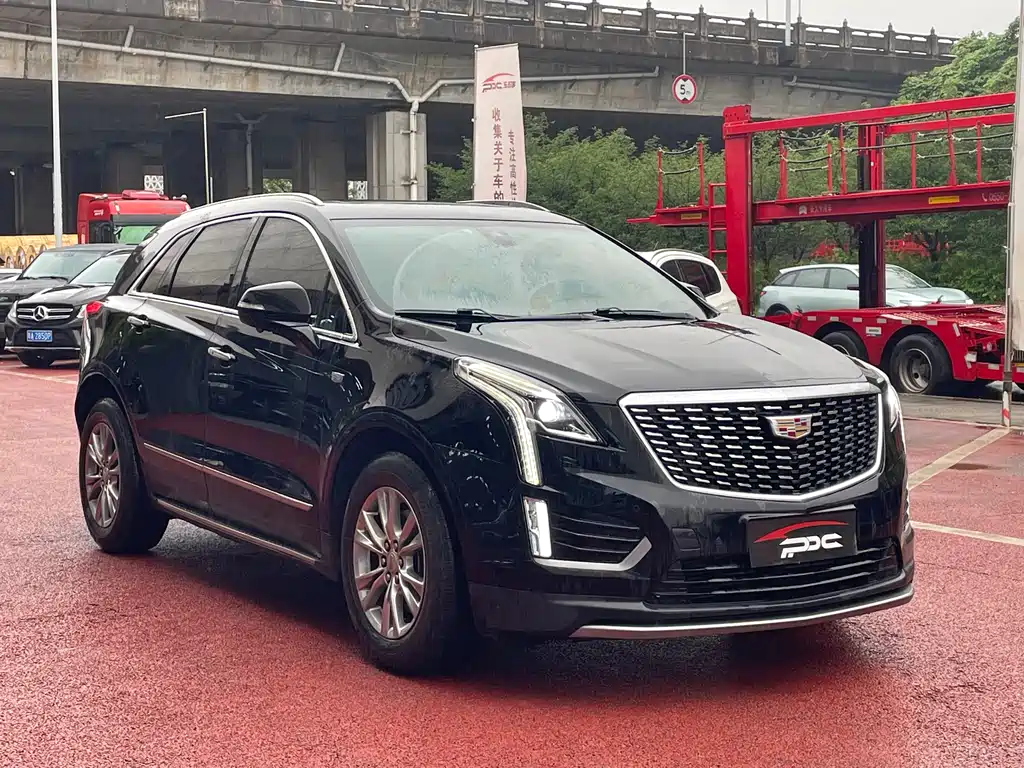 Cadillac XT5 2021 — фото 3
