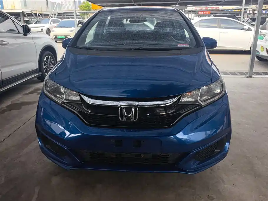 Honda Fit 2018 — фото 2