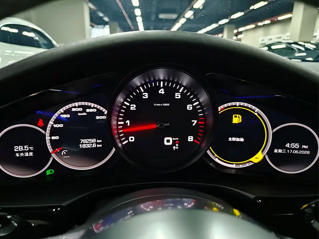 Porsche Panamera 2020 — фото 13