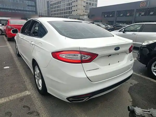Ford Mondeo 2013