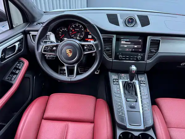 Porsche Macan 2017