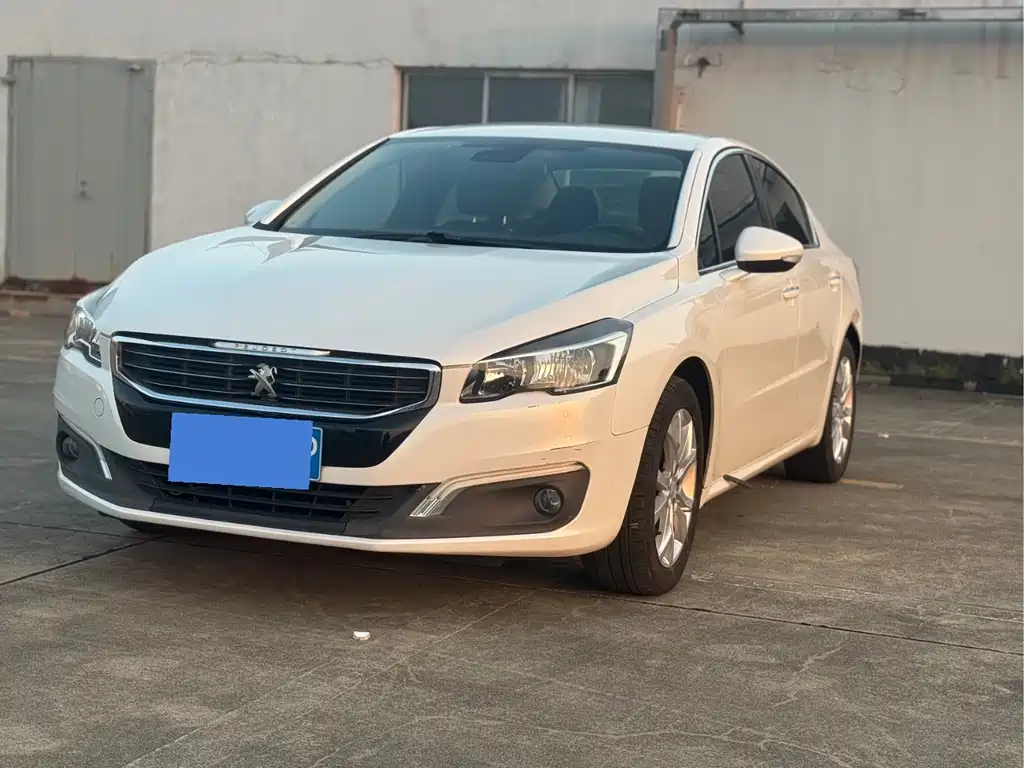 Peugeot 508 2015 — фото 1