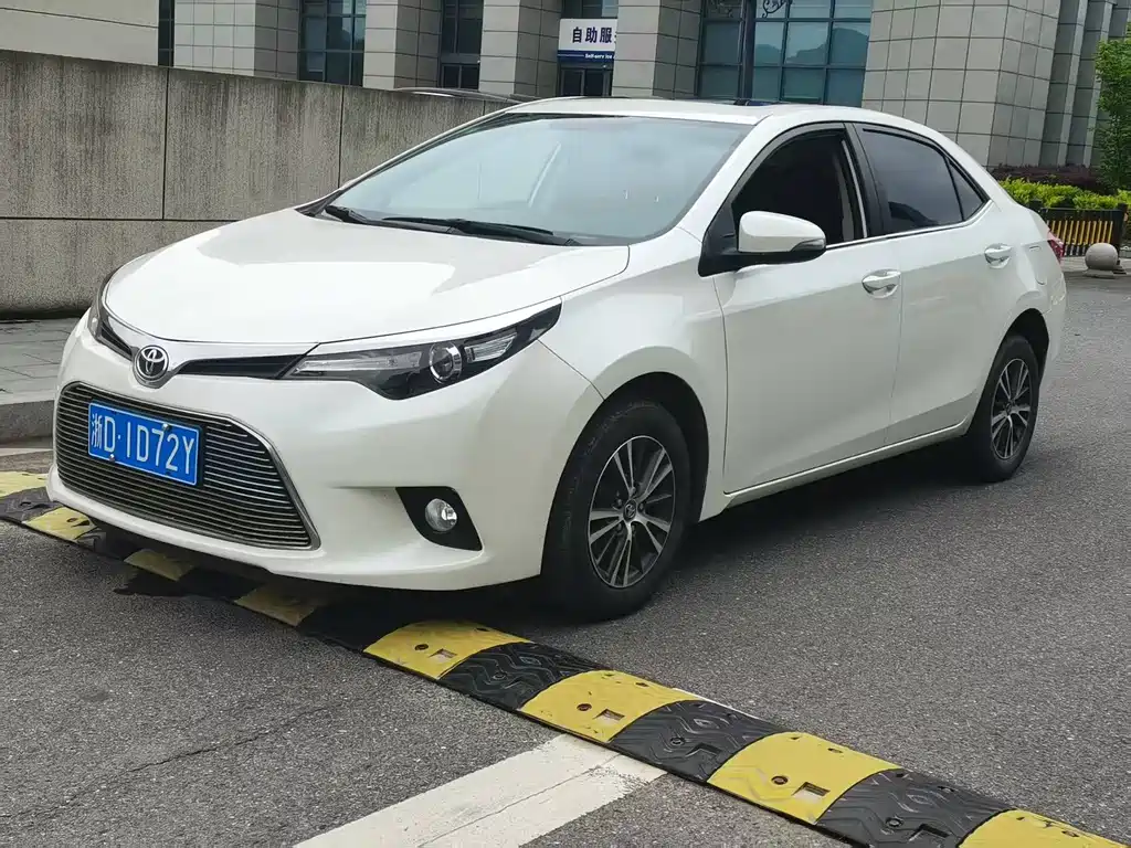 Toyota Levin 2017 — фото 1