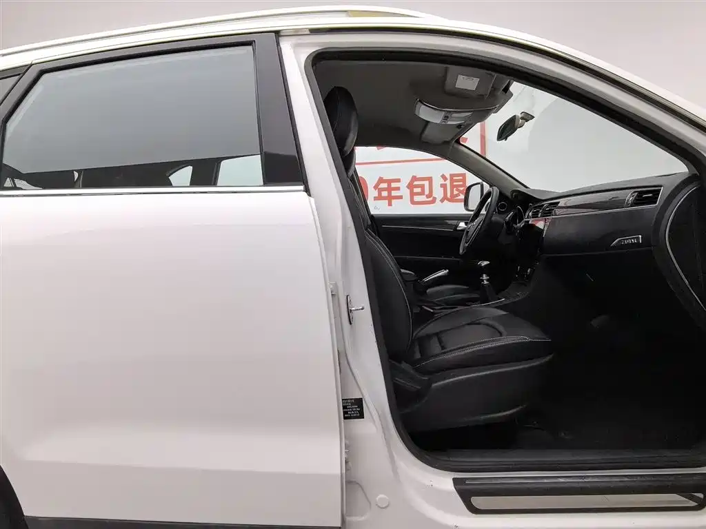 Zotye T600 2015 — фото 23