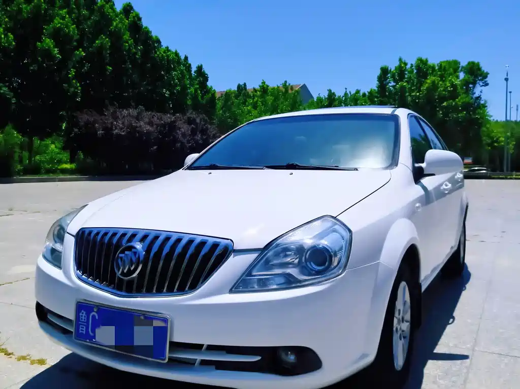 Buick Excelle 2014 — фото 10
