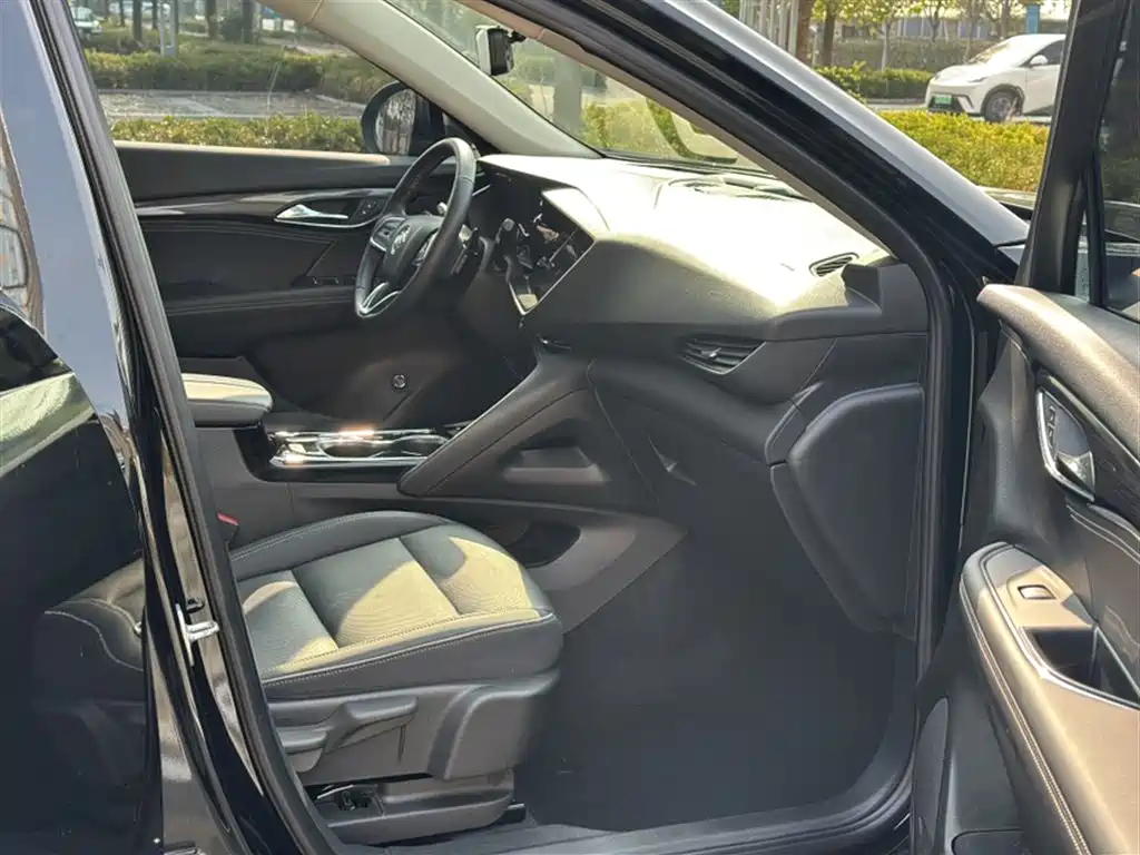 Buick Envision Plus 2022 — фото 20
