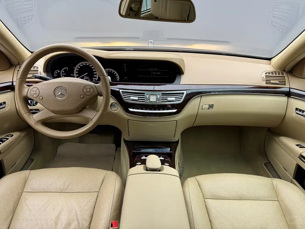 Mercedes-Benz S-Class 2010 — фото 15