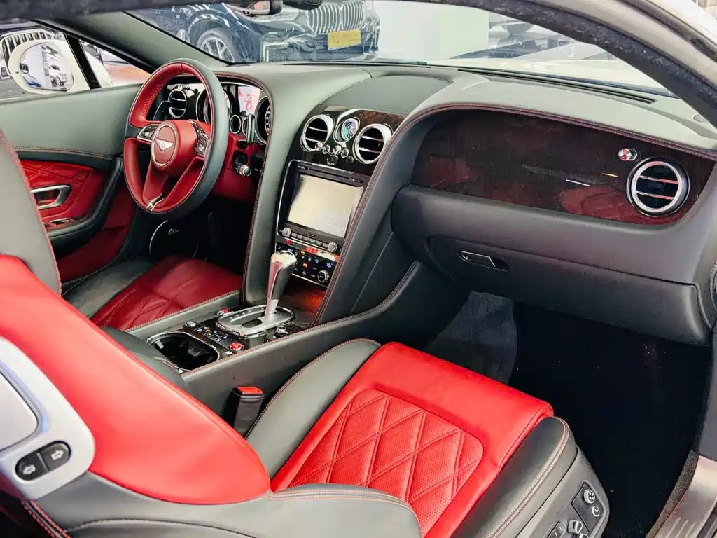 Bentley Continental 2014 — фото 16