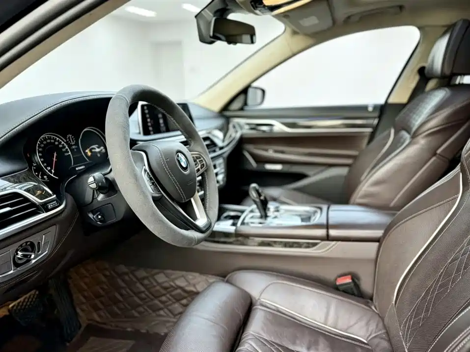 BMW 7 Series 2016 — фото 4