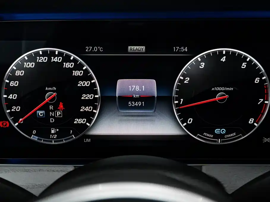 Mercedes-Benz CLS 2020 — фото 13