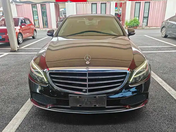 Mercedes-Benz C-Class 2019