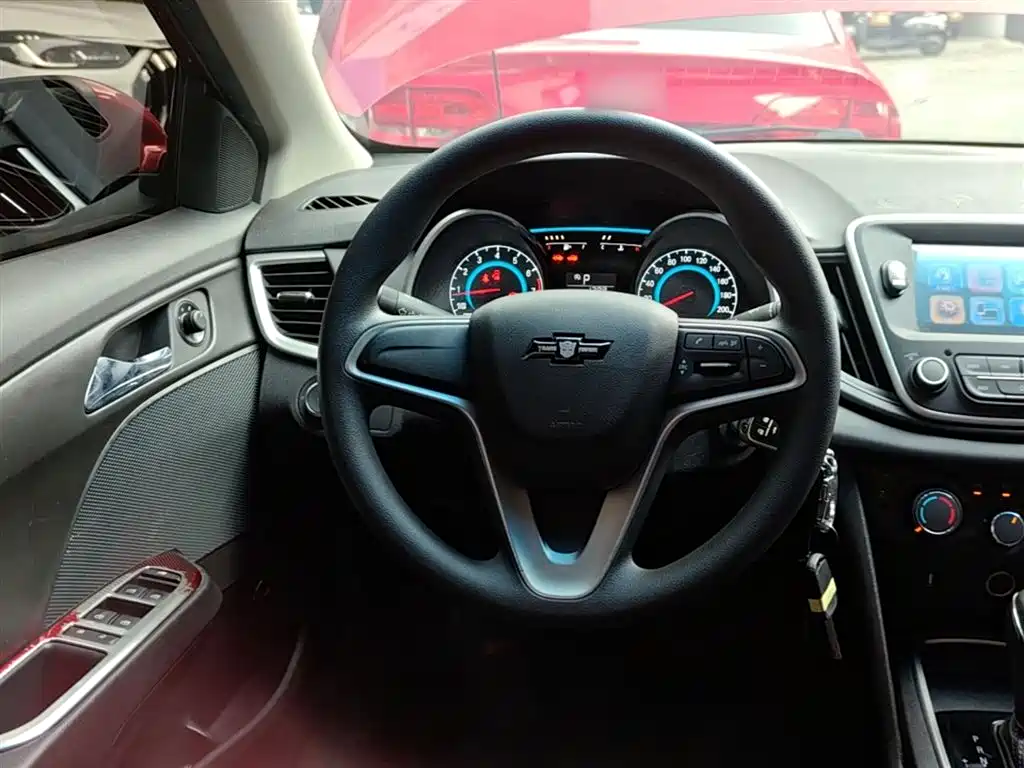 Chevrolet Cavalier 2019 — фото 11