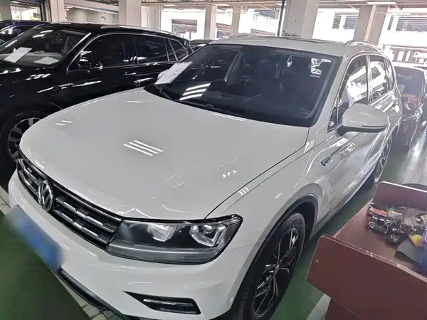 Volkswagen Tiguan L 2020