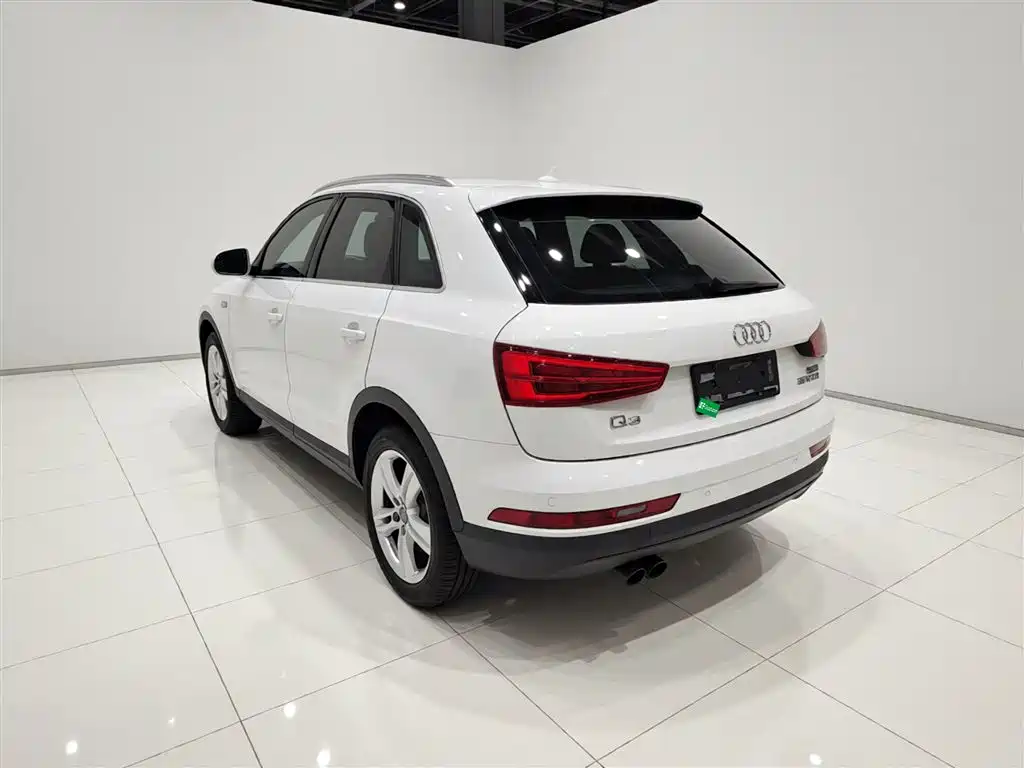 Audi Q3 2018 — фото 5