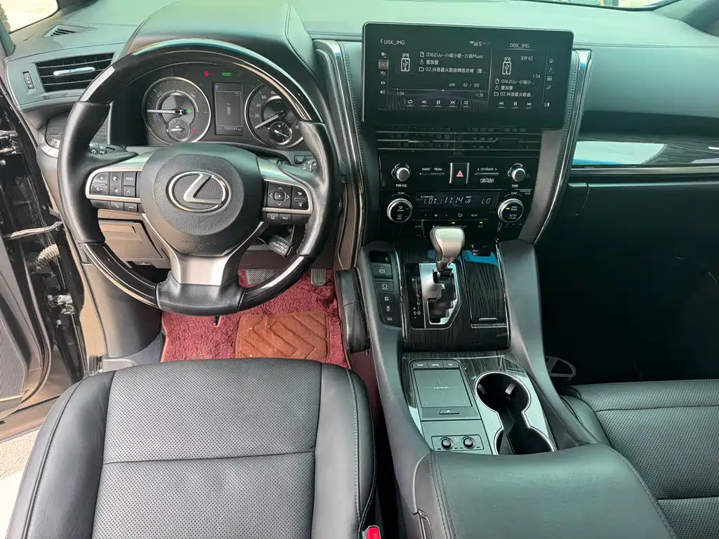 Lexus LM 2020 — фото 31