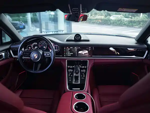 Porsche Panamera 2024