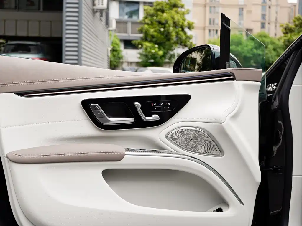 Mercedes-Benz EQS AMG 2025 — фото 14