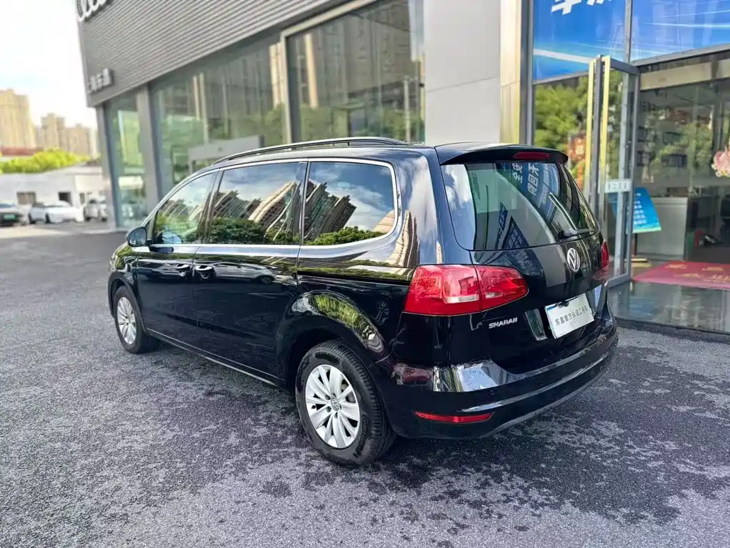 Volkswagen Sharan 2016 — фото 3