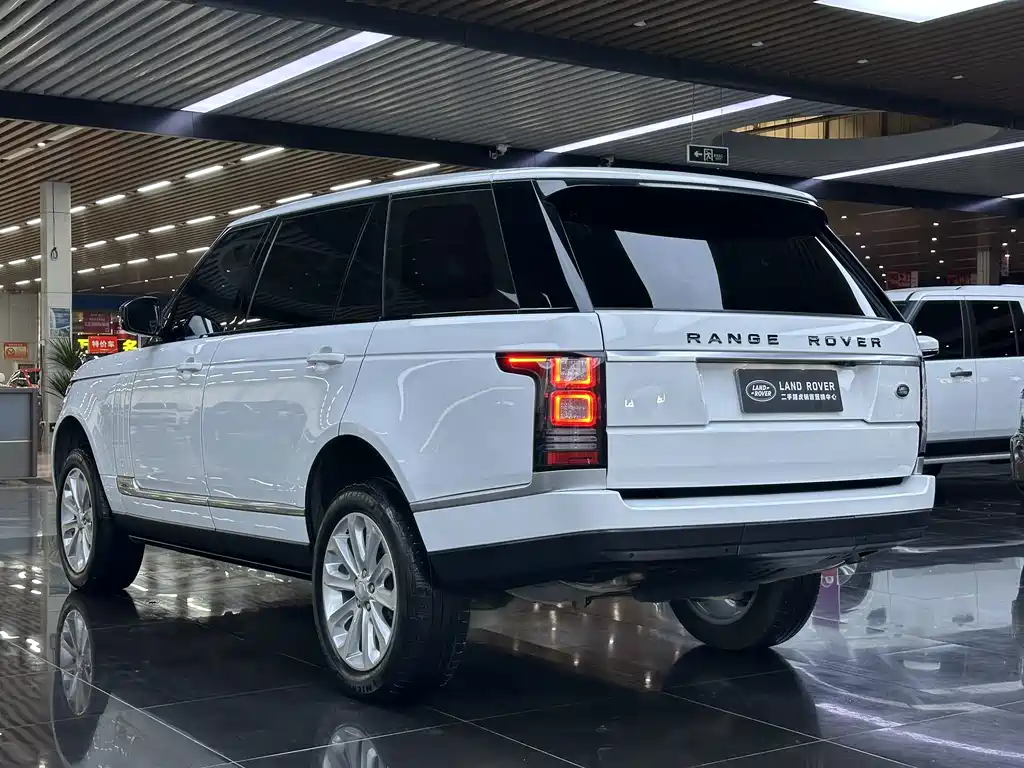 Land Rover Range Rover 2016 — фото 16