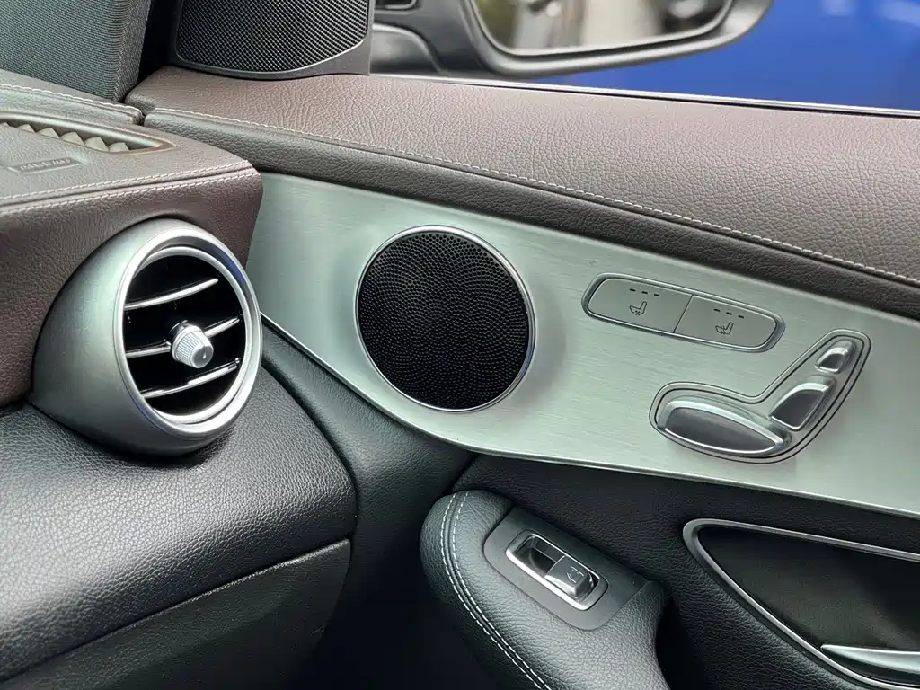 Mercedes-Benz GLC 2020 — фото 16