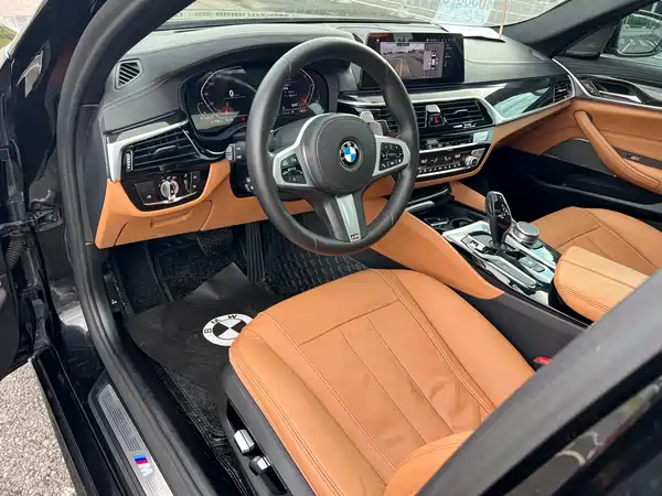 BMW 5 Series 2020
