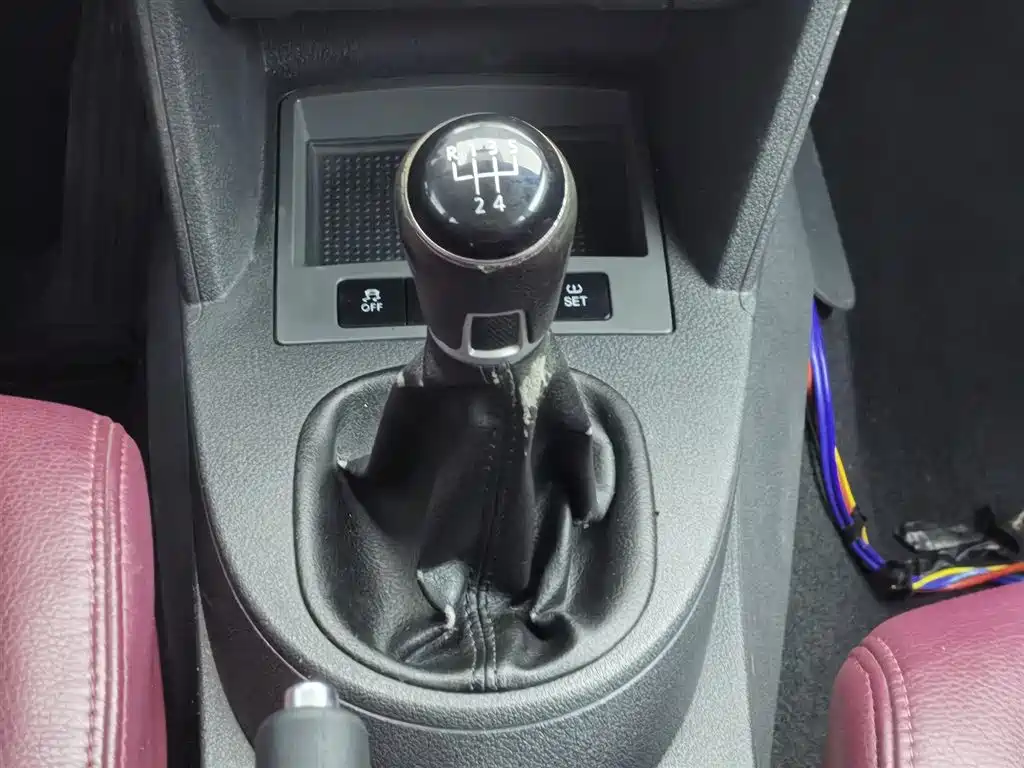 Volkswagen Touran 2015 — фото 13