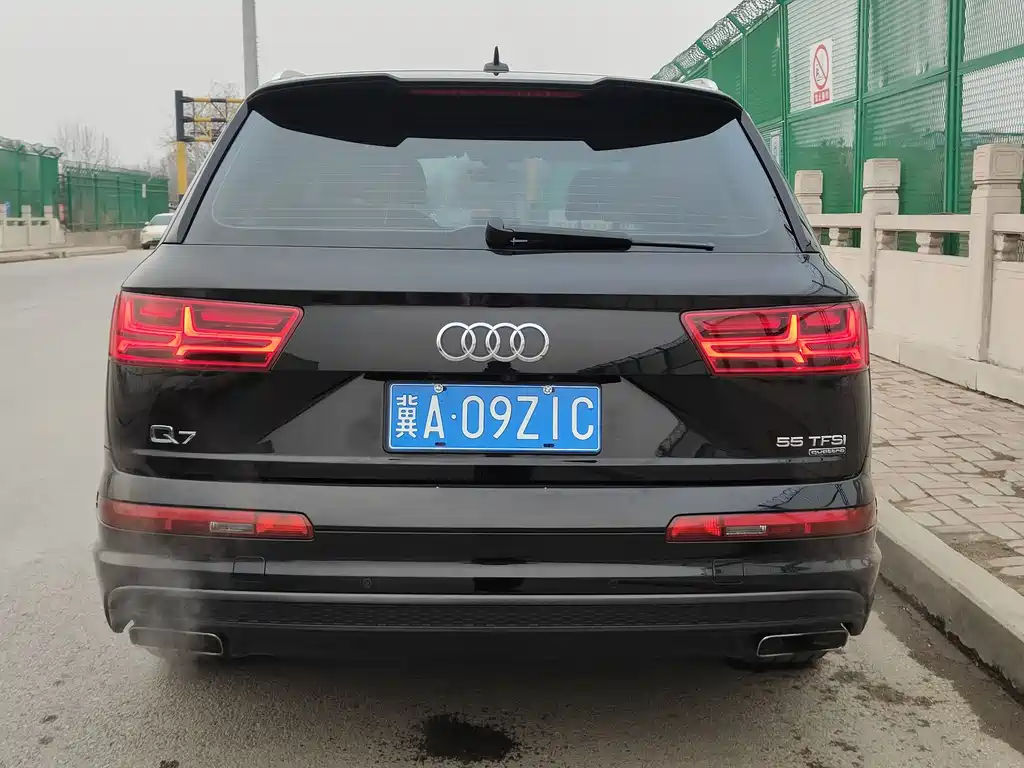 Audi Q7 2019 — фото 5