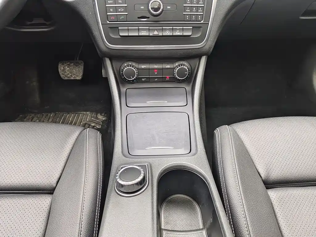 Mercedes-Benz GLA 2016 — фото 16