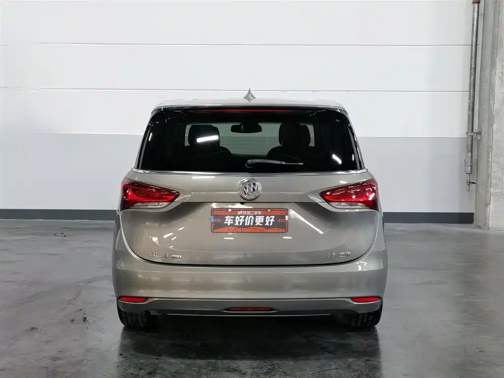 Buick GL6 2019