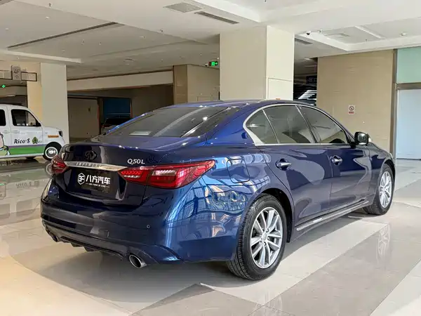 Infiniti Q50L 2018