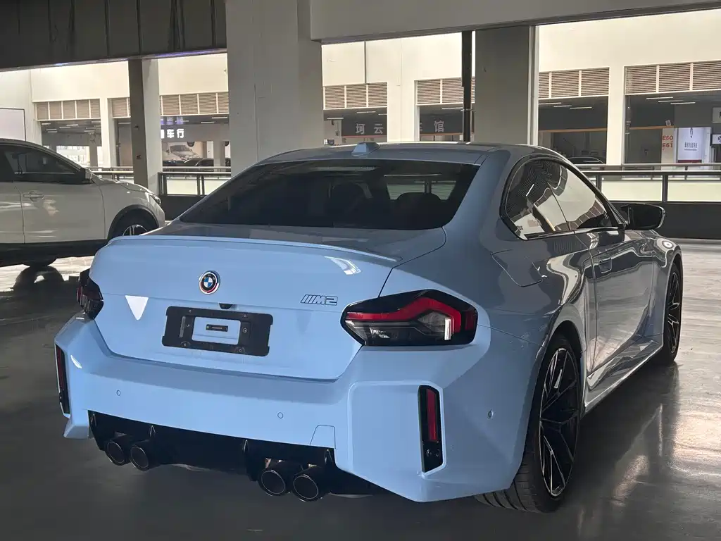 BMW M2 2025 — фото 10