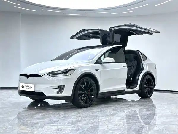 Tesla Model X 2016