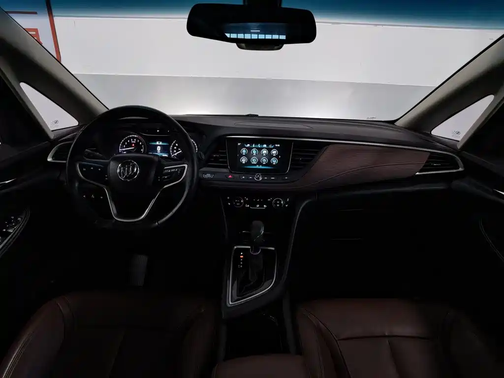 Buick GL6 2019