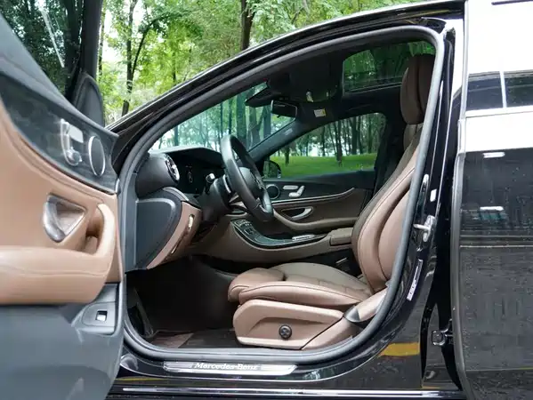 Mercedes-Benz E-Class 2023