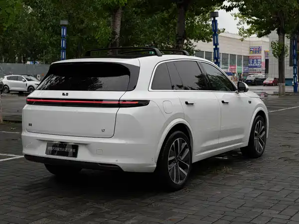 Li Auto L7 2023