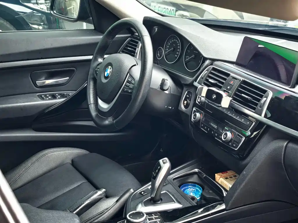 BMW 3 Series GT 2019 — фото 6