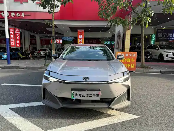 Toyota bZ3 2025