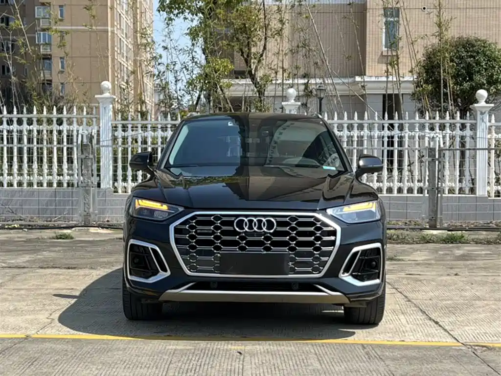 Audi Q5L 2022 — фото 3