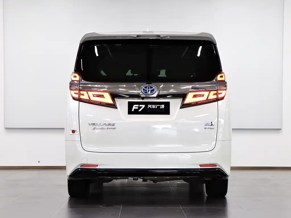 Toyota Vellfire 2021 — фото 5