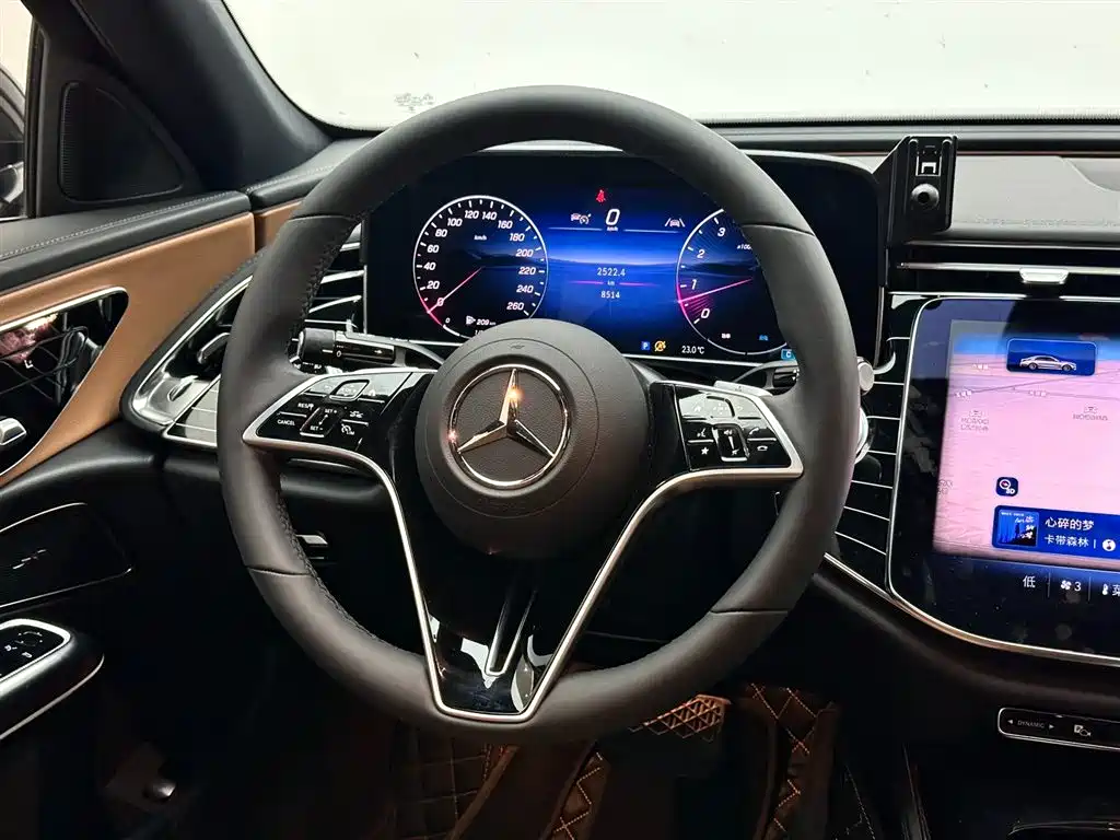 Mercedes-Benz E-Class 2025 — фото 12