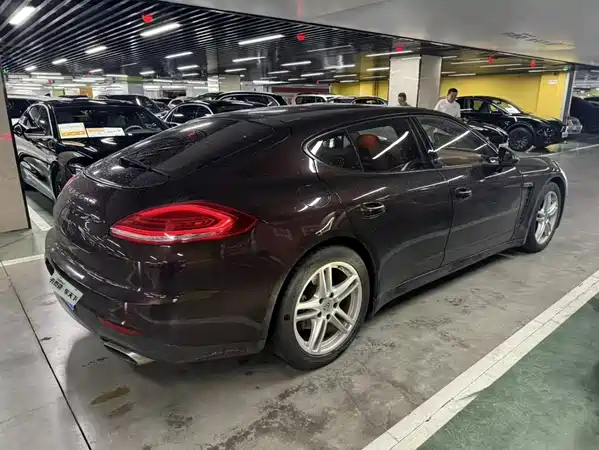 Porsche Panamera 2014