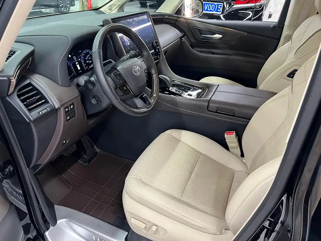 Toyota Alphard 2025 — фото 21